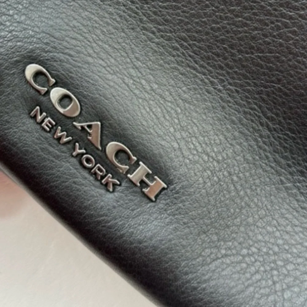 Coach Black Belt Bag - Picture 4 of 7